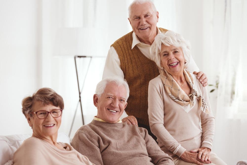 Exames e cuidados essenciais para a saúde dos idosos